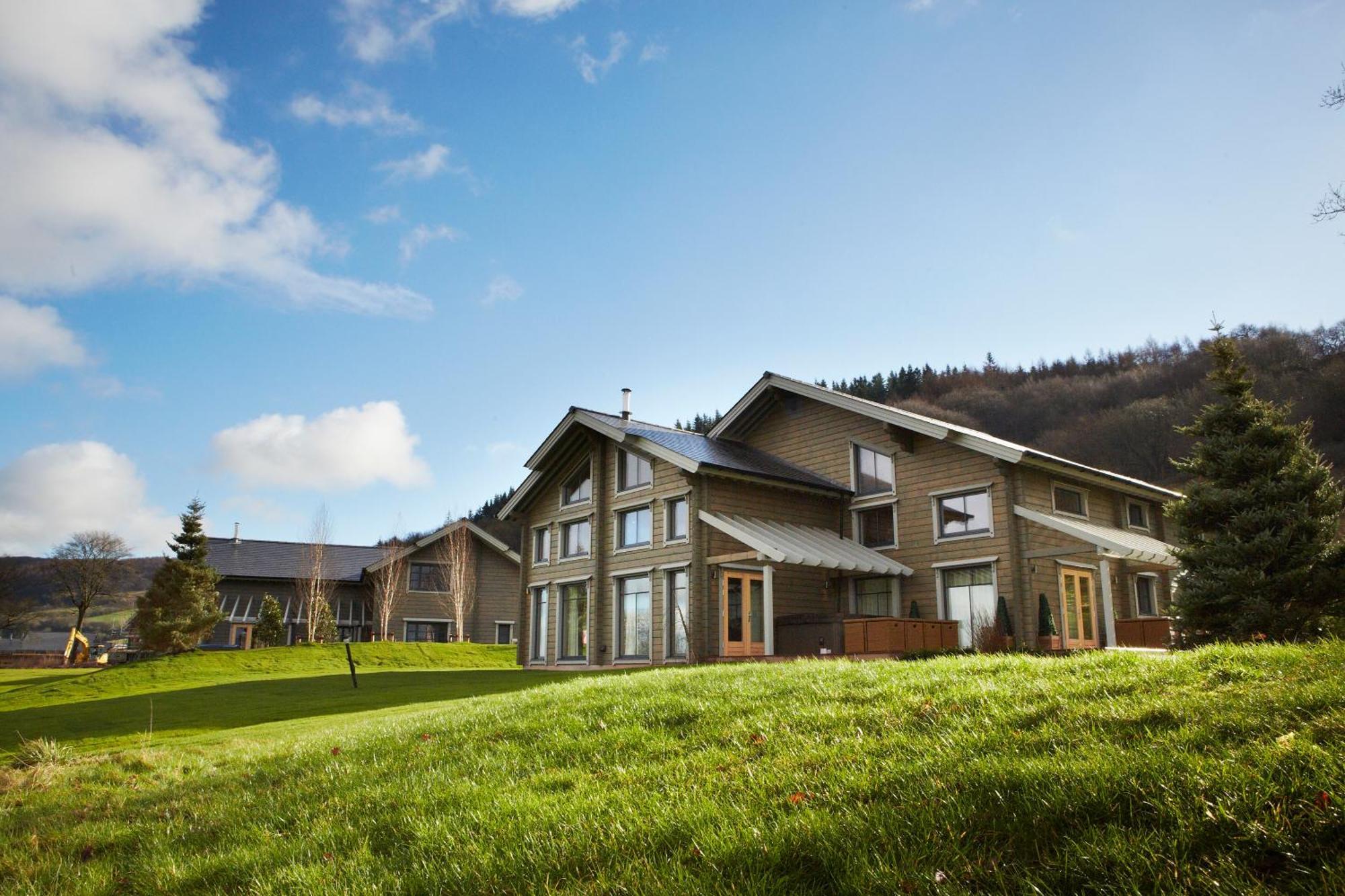 Hunter Lodges By Celtic Manor Newport  Ngoại thất bức ảnh